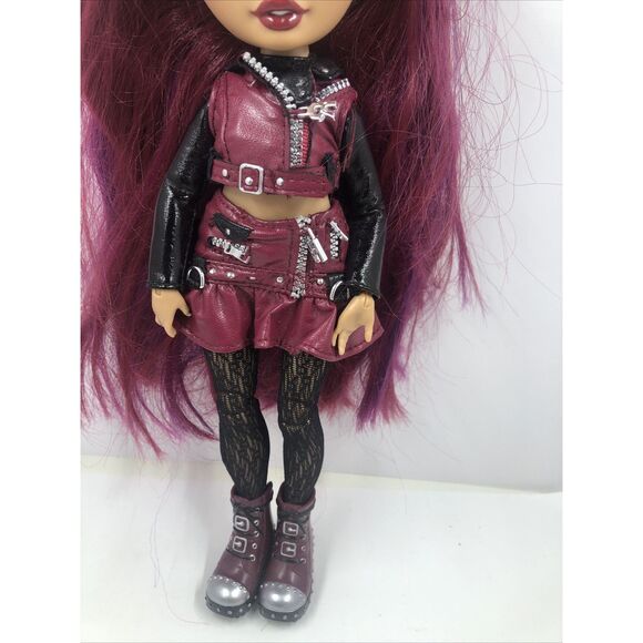 Rainbow High Mila Berrymore Doll Outfit & Boots Fashion MGA - Picture 4 of 16